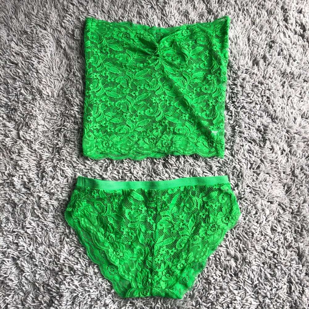 NEW green lace lingerie